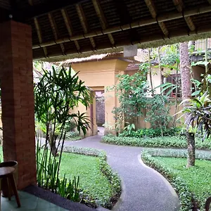 ubud-lestari-bungalows.ubudhotelsnow.com/